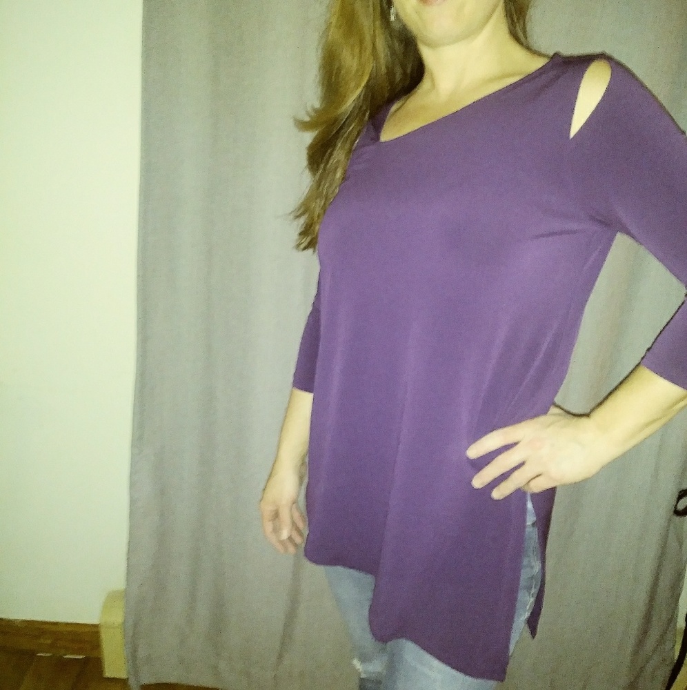 Alfani cold shoulder top purple